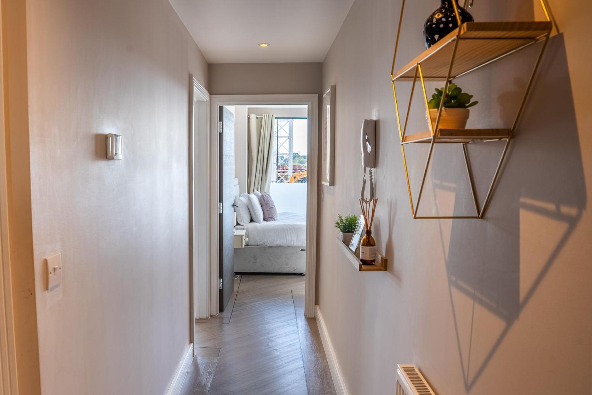 Beautiful Two Bedroom Harbour Side Apartment 풀 외부 사진